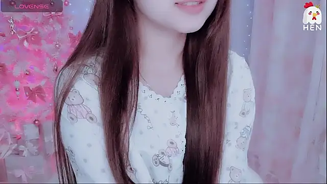 Snapshot of hen237 chatting on 2, 12, 2025 hen237 online show from 2, 12, 2025