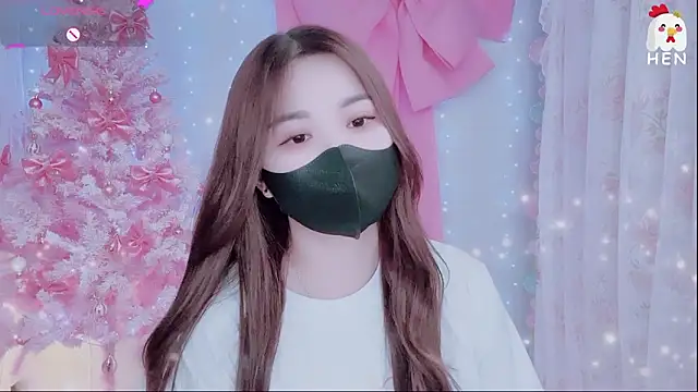 Snapshot of hen237 chatting on 8, 1, 2026 hen237 online show from 8, 1, 2026