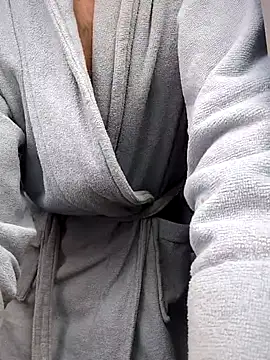 Snapshot of geilehure26 chatting on 22, 12, 2024 geilehure26 online show from 22, 12, 2024