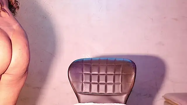 Snapshot of Morenahotcam chatting on 28, 1, 2025 Morenahotcam online show from 28, 1, 2025