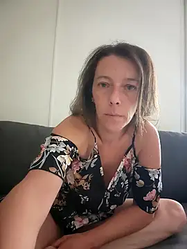 Oriane Jackson online show from 17, 7, 2026