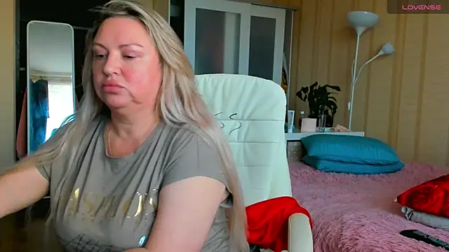 Snapshot of PamHardFuck chatting on 11, 6, 2026 PamHardFuck online show from 11, 6, 2026