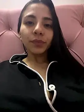 Snapshot of victoria_027 chatting on 3, 12, 2024 victoria 027 online show from 3, 12, 2024