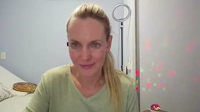 Annylove1 online show from 22, 2, 2026