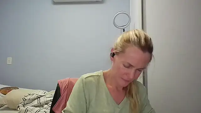 Annylove1 online show from 26, 2, 2026