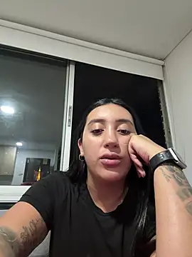 Snapshot of Hannahoff chatting on 26, 7, 2026 Hannahoff online show from 26, 7, 2026