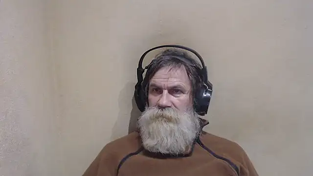 Snapshot of AlexNudo chatting on 11, 12, 2024 AlexNudo online show from 11, 12, 2024