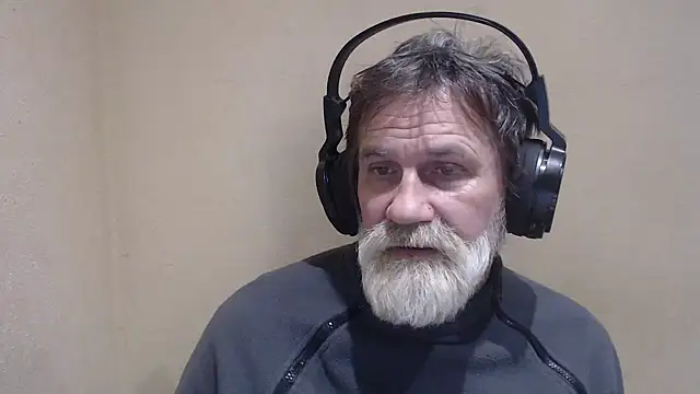 Snapshot of AlexNudo chatting on 7, 1, 2025 AlexNudo online show from 7, 1, 2025