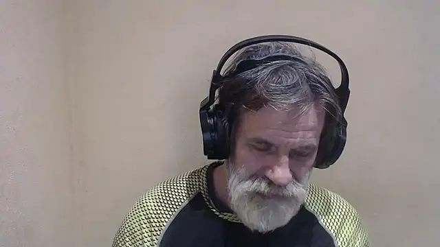 Snapshot of AlexNudo chatting on 24, 1, 2025 AlexNudo online show from 24, 1, 2025