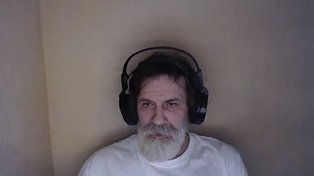 Snapshot of AlexNudo chatting on 6, 2, 2025 AlexNudo online show from 6, 2, 2025