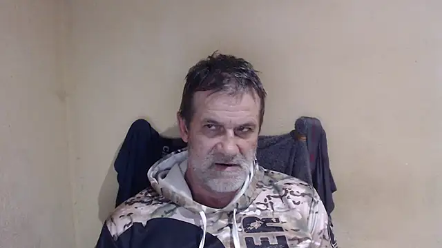 Snapshot of AlexNudo chatting on 15, 9, 2025 AlexNudo online show from 15, 9, 2025