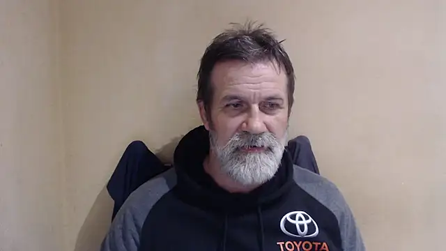 Snapshot of AlexNudo chatting on 15, 10, 2025 AlexNudo online show from 15, 10, 2025