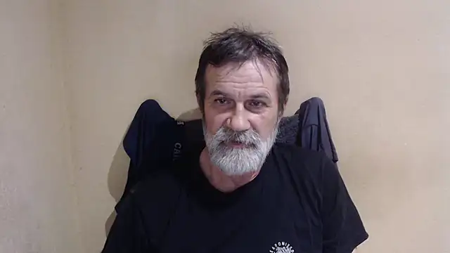 Snapshot of AlexNudo chatting on 18, 10, 2025 AlexNudo online show from 18, 10, 2025