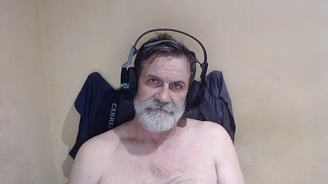 Snapshot of AlexNudo chatting on 23, 10, 2025 AlexNudo online show from 23, 10, 2025