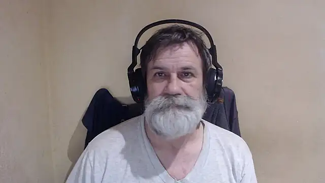 Snapshot of AlexNudo chatting on 3, 12, 2025 AlexNudo online show from 3, 12, 2025