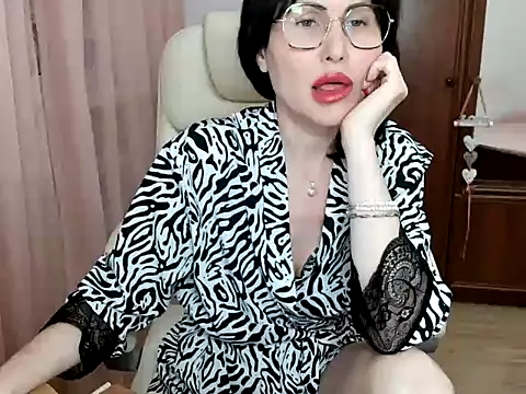 Alyona Alex online show from 5, 5, 2026