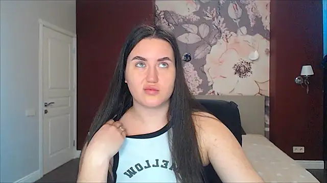 Roxie Bradley online show from 16, 1, 2025