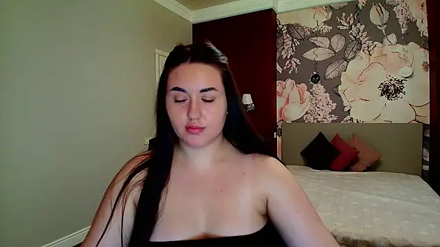 Roxie Bradley online show from 29, 9, 2025