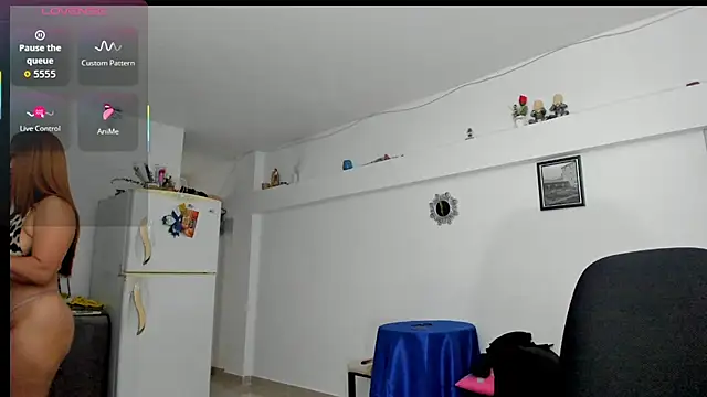 Sinthia Collins online show from 11, 10, 2025