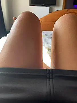 Snapshot of sweetmystery1 chatting on 5, 3, 2025 sweetmystery1 online show from 5, 3, 2025