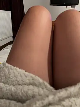 Snapshot of sweetmystery1 chatting on 10, 10, 2025 sweetmystery1 online show from 10, 10, 2025