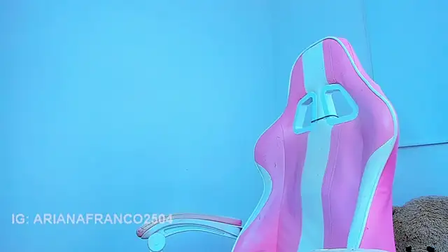 Ariana f online show from 20, 4, 2026