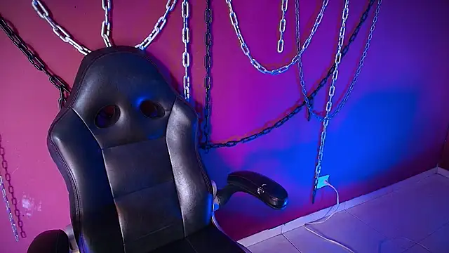 Snapshot of Laura_takint chatting on 31, 12, 2024 Laura takint online show from 31, 12, 2024