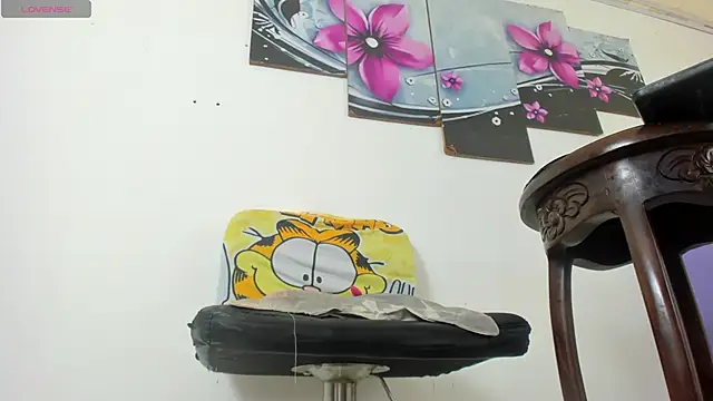 Snapshot of baiolethX chatting on 14, 12, 2025 baiolethX online show from 14, 12, 2025