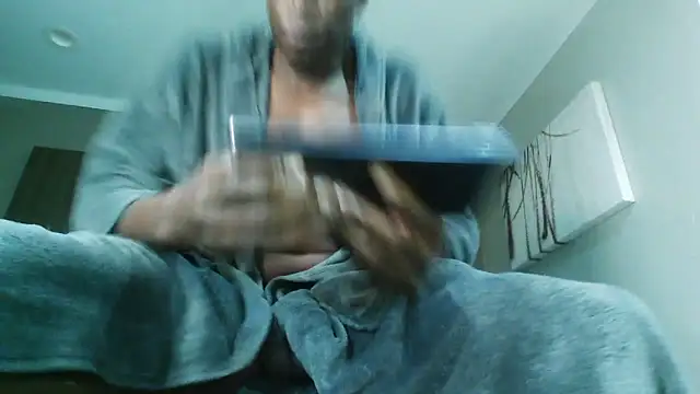 Snapshot of bobbiebone1@xh chatting on 29, 10, 2025 bobbiebone1xh online show from 29, 10, 2025