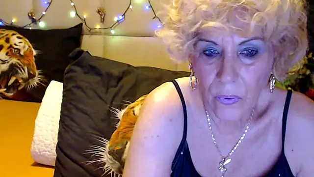 HappyWomanOn online show from 17, 10, 2025
