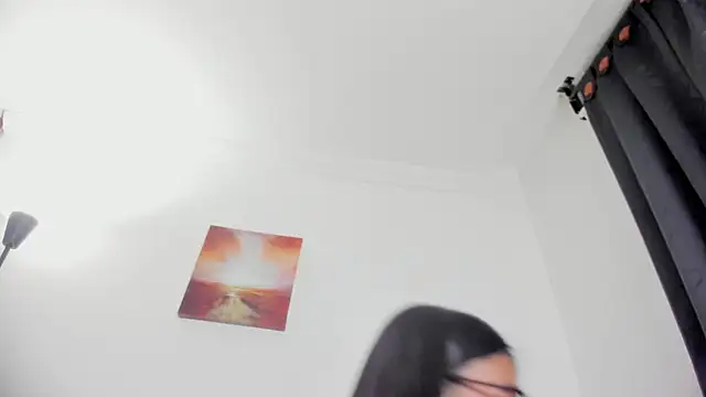 Snapshot of nia__white chatting on 23, 4, 2026 nia white online show from 23, 4, 2026