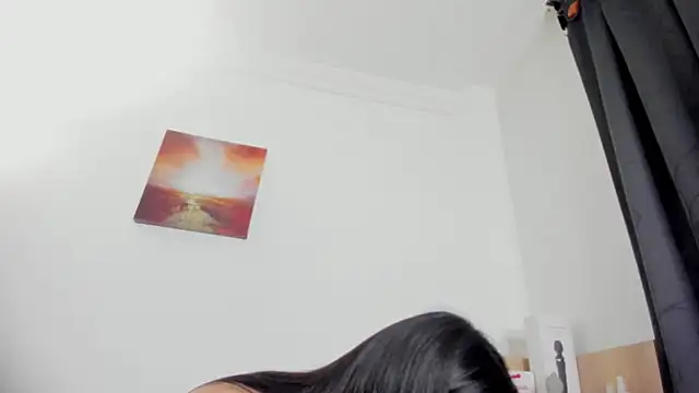 Snapshot of nia__white chatting on 24, 5, 2026 nia white online show from 24, 5, 2026
