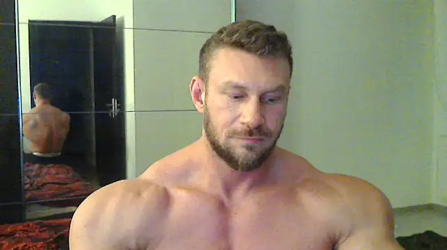muscularkevin online show from 25, 12, 2024