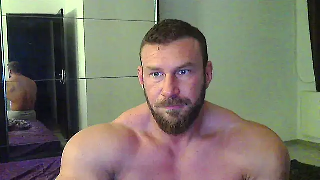 Snapshot of muscularkevin chatting on 27, 4, 2026 muscularkevin online show from 27, 4, 2026