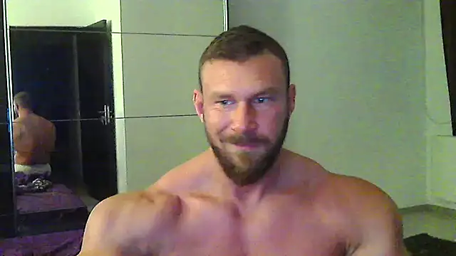 Snapshot of muscularkevin chatting on 9, 5, 2026 muscularkevin online show from 9, 5, 2026