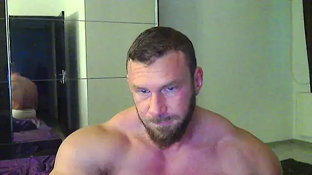 Snapshot of muscularkevin chatting on 11, 5, 2026 muscularkevin online show from 11, 5, 2026