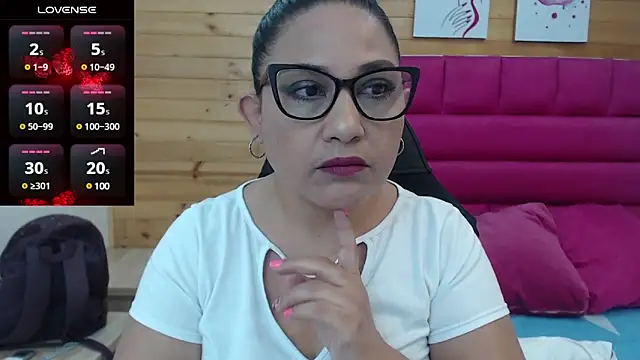 Katha Marck online show from 17, 12, 2024