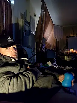 Hotredheadandtoungelasher online show from 25, 11, 2025