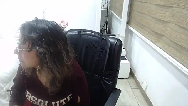 jesy hot online show from 9, 10, 2025