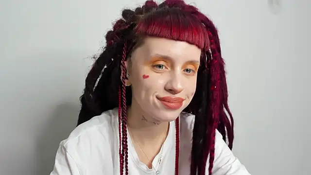 Snapshot of FlowerOfSin2001 chatting on 8, 3, 2025 FlowerOfSin2001 online show from 8, 3, 2025