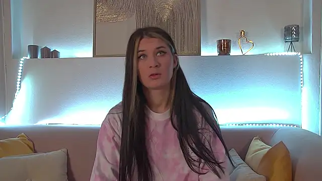 RachelSimpson online show from 23, 2, 2025