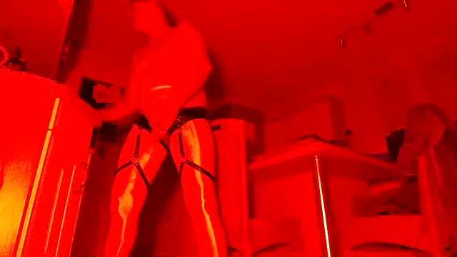 Sexspielzeug-1 online show from 18, 2, 2025