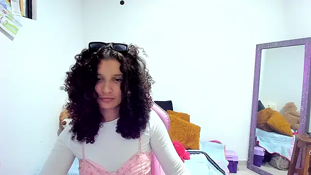 Cositarica  online show from 5, 10, 2025