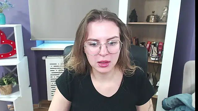 Zoey Erotic online show from 4, 12, 2024