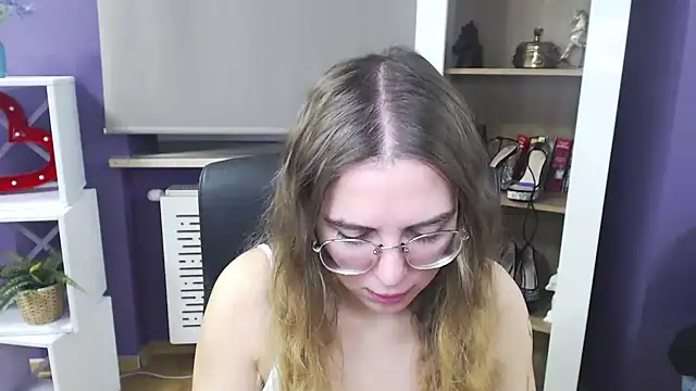Zoey Erotic online show from 9, 12, 2024
