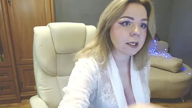 Snapshot of Cute_sun chatting on 14, 6, 2026 Cute sun online show from 14, 6, 2026