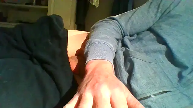 MmaxX004 online show from 12, 3, 2025