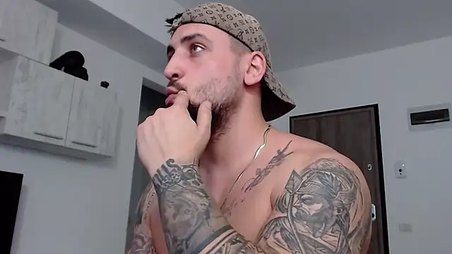  DylanGreen online show from 7, 1, 2025