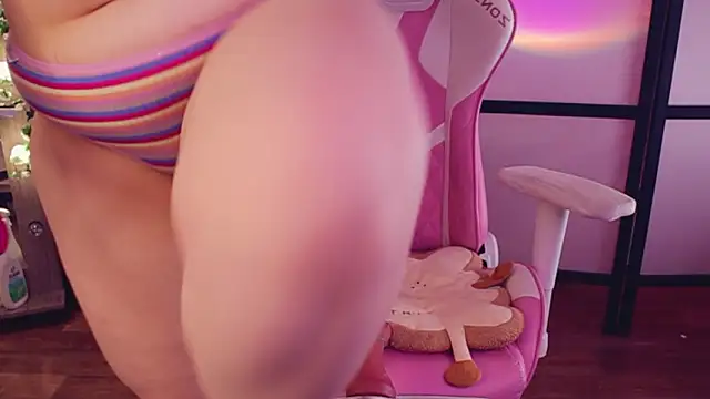 Snapshot of Chery_Lady22 chatting on 24, 2, 2026 Chery Lady22 online show from 24, 2, 2026