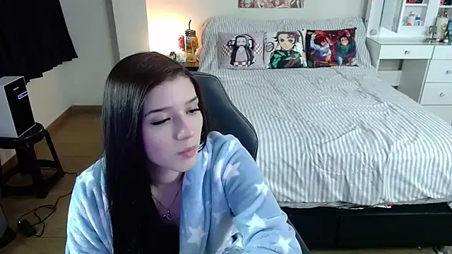 Snapshot of kittykat18x chatting on 19, 7, 2026 kittykat18x online show from 19, 7, 2026